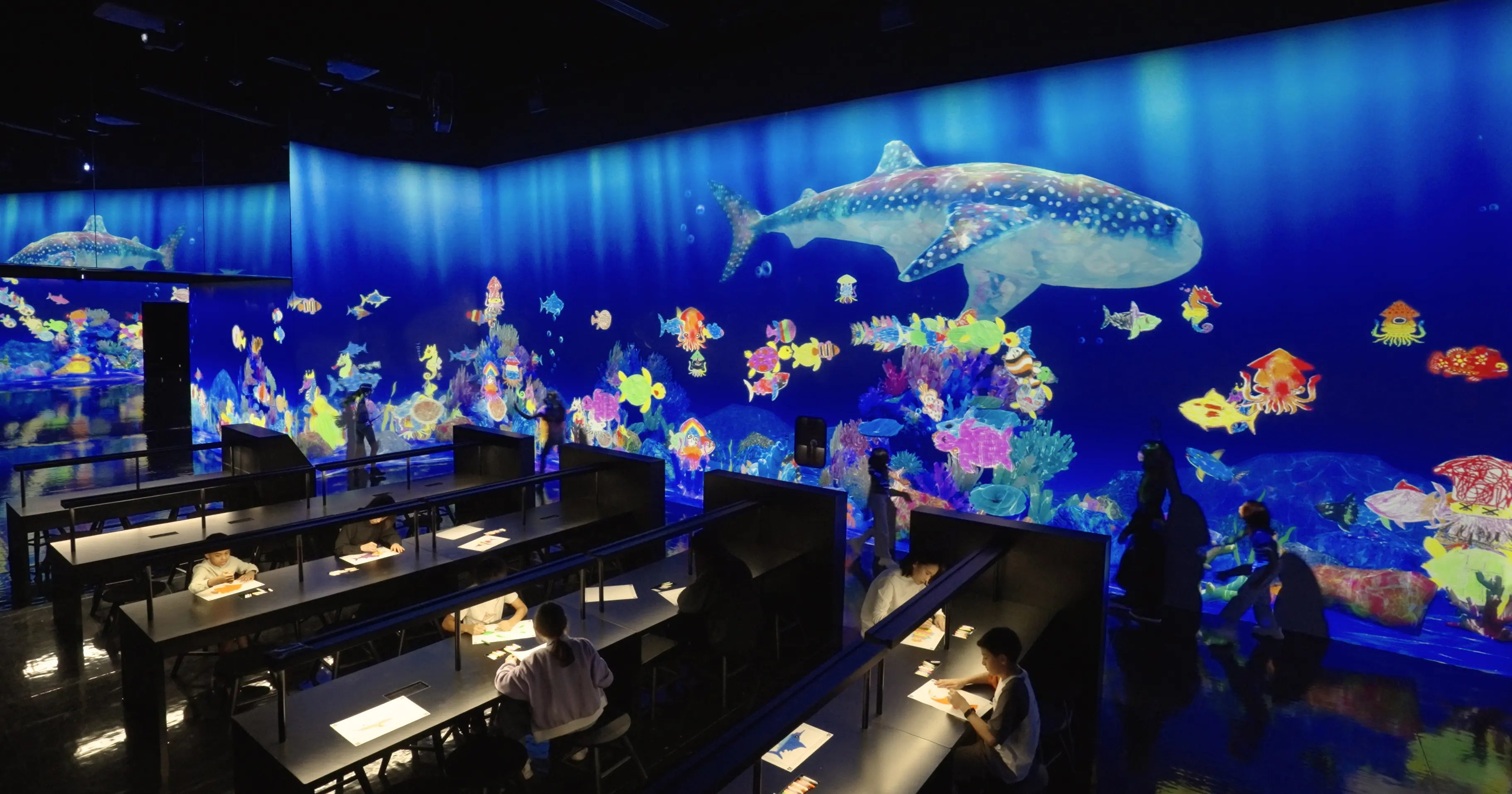 🖼️ 모리 빌딩 디지털 아트 뮤지엄: 엡손 팀랩 보더리스 이미지 4